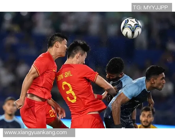 杭州足球队的比赛经验揭秘：从战术到团队协作的全方位分析